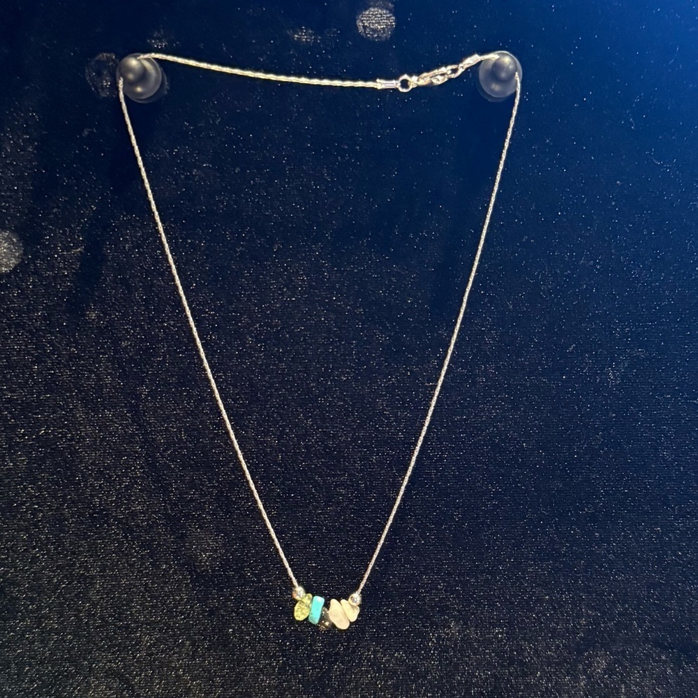❤️Boutique - Silver Multi-Stone Chip Necklace - OS